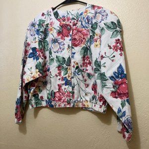 Vintage Capistrano White Floral Cropped Long Sleeve Button Up Light Jacket Small